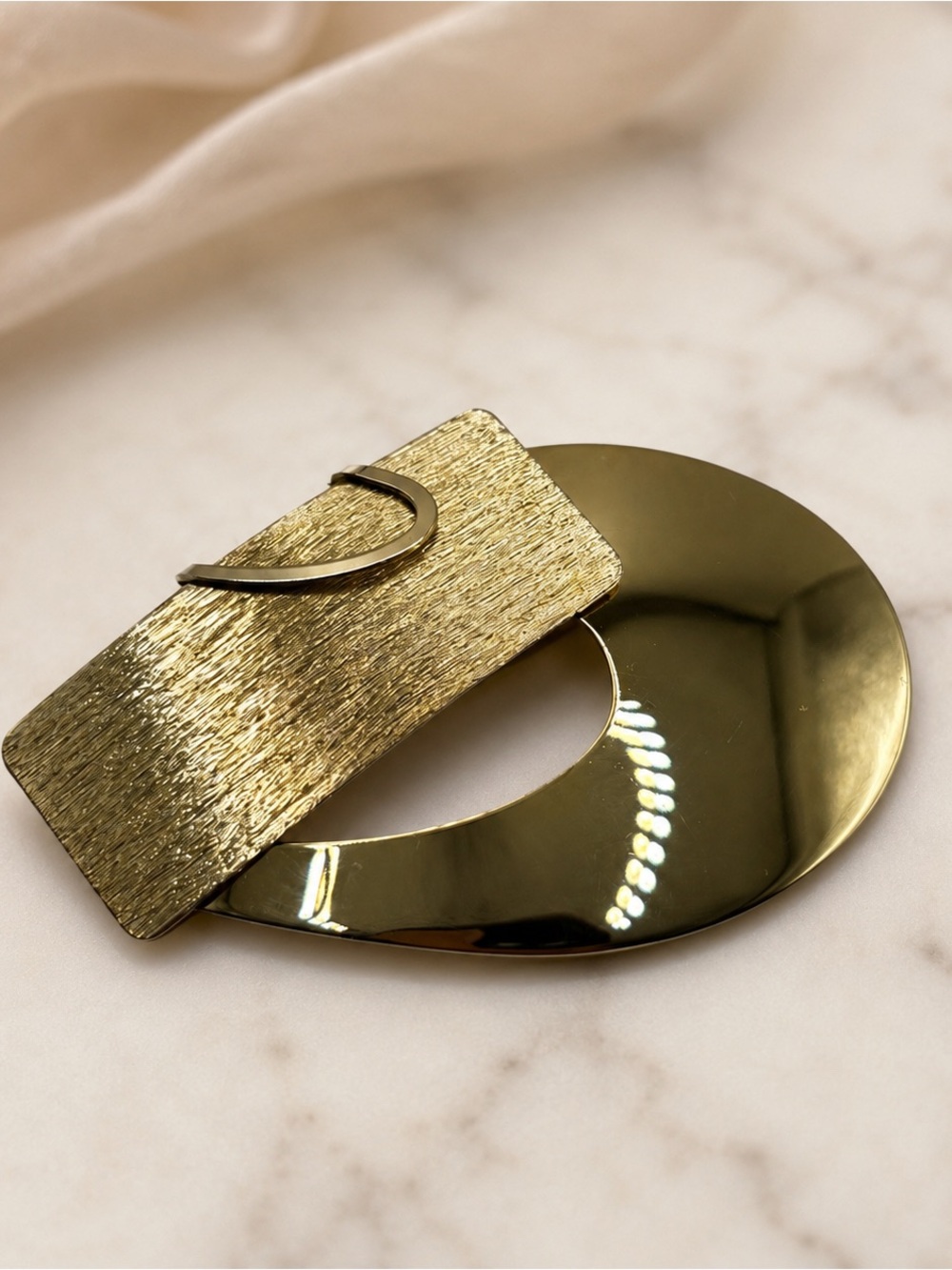 Vintage 1980s Modernist Textured Gold Tone Geometric Brooch Pin